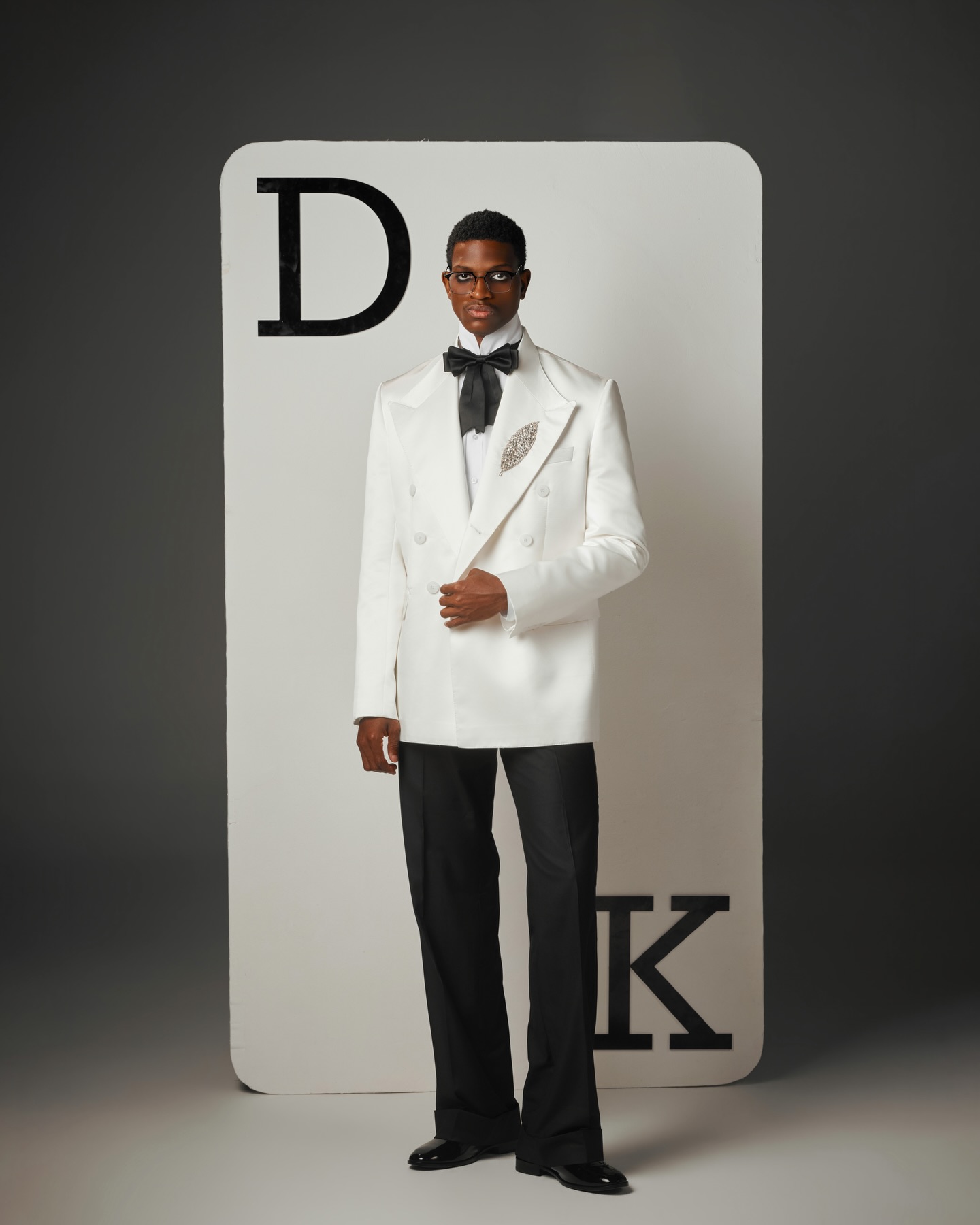 White Men Suit Set 2 Pcs Blaze - огляд і ціна Men Formal Wear Black And White