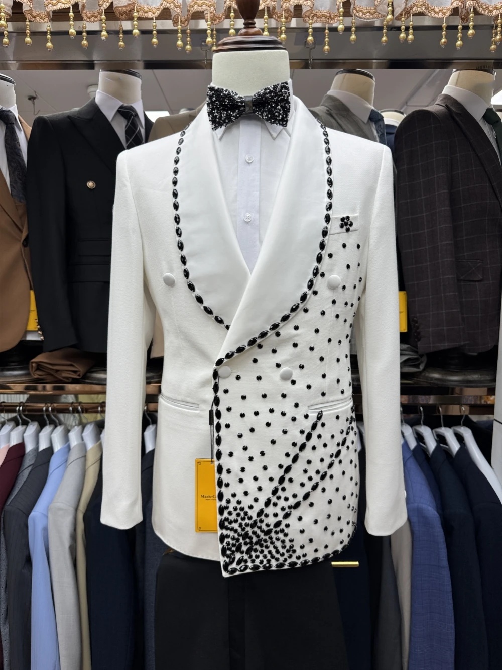 White Groom Men Suit Set 2 Pie - огляд і ціна Men Formal Wear Black And White